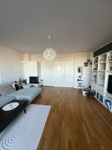 Wohnzimmer und Kamin 5. OG.jpg