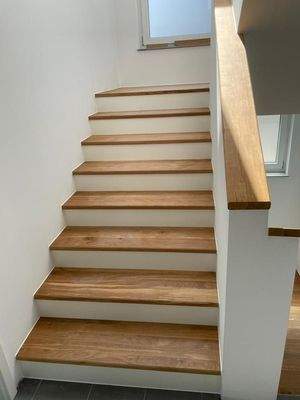 Treppe Muster Belag Eiche.JPG