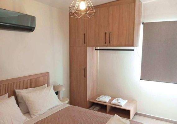 Kreta, Ligides: Großes modernes Haus in der Nähe des Agia-Sees zu verkaufen