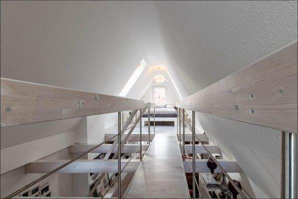 Empore über dem zweiten Wohn- und Esszimmer