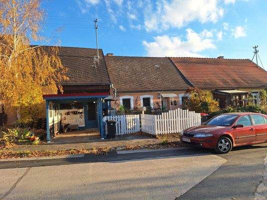 Straßenansicht des Hauses