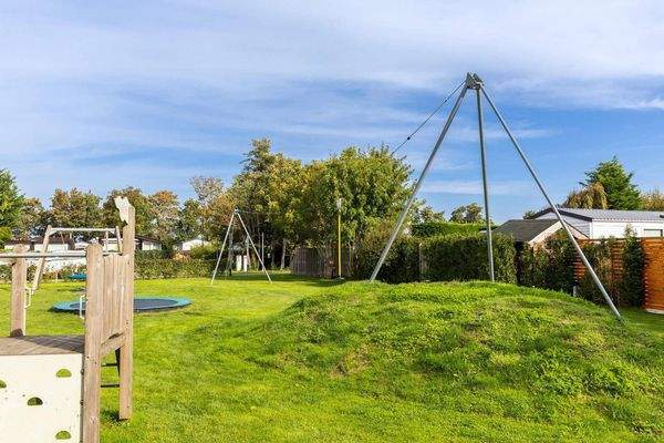 Der Spielplatz im Park