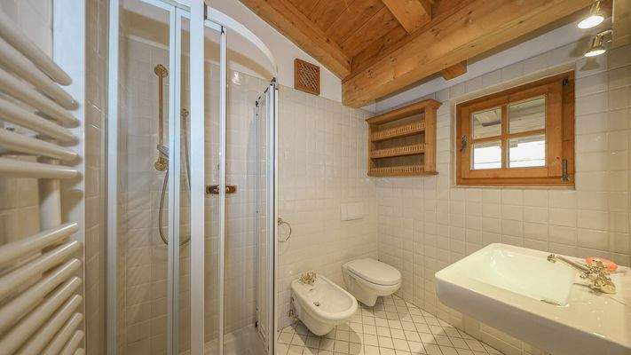 KITZIMMO-Exklusives Landhaus in traumhafter & unverbaubarer Aussichtslage - Immobilien Kitzbühel.