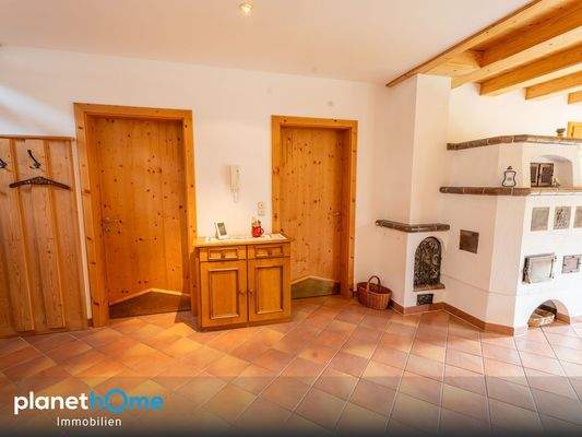 Erdgeschoss mit Kachelofen