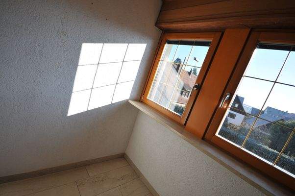 Südfenster im OG, hier könnte ein zusätzliches Zimmer entstehen