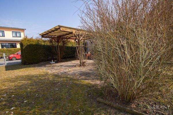 Garten-Carport