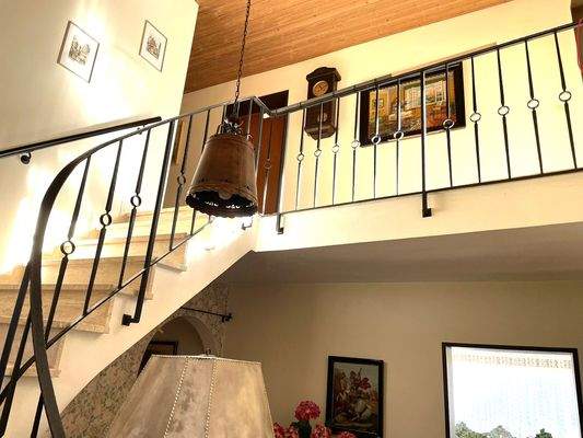 21 Treppe ins OG.JPEG