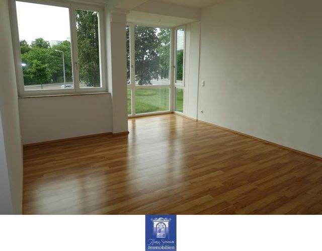 Die perfekte Wohlfühlwohnung mit optimaler Raumaufteilung in Uni-Nähe! - Foto 2