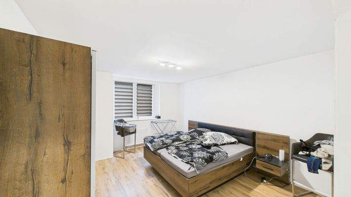 CAM03143G0-PR0192-STILL003