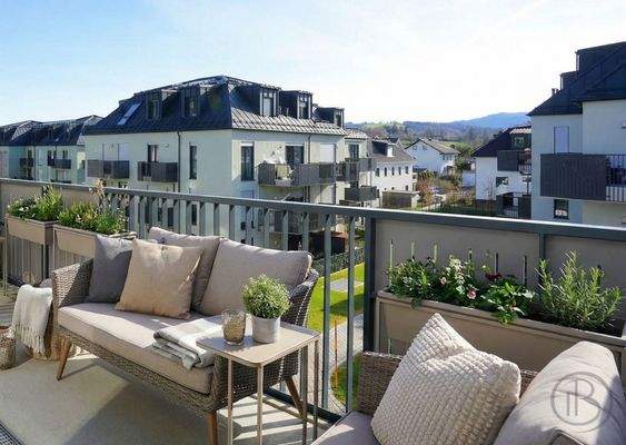 Balkon mit visualisierter Möblierung