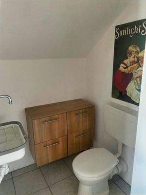 zusätzliches WC im Spitzboden