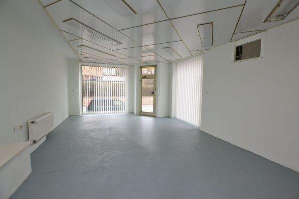 Wohnhaus EG - Gewerbe