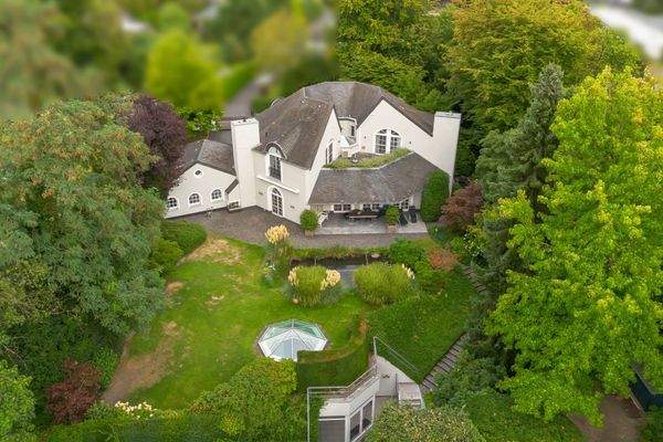 Luftbild gesamtes Grundstück