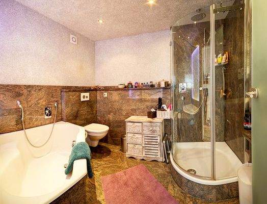 222-2ZP Bad (1 von 1).jpg