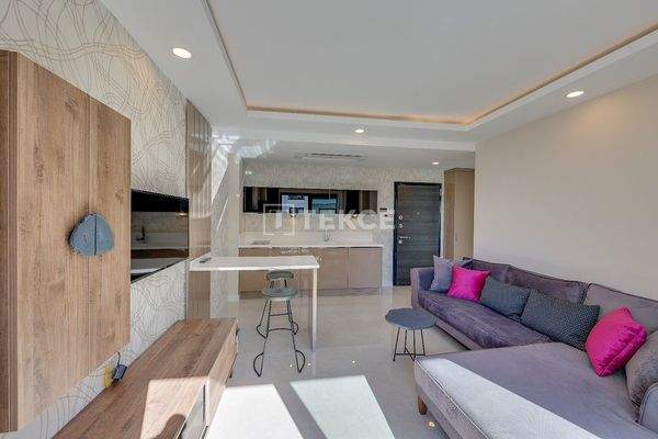 Residence Flat Next to the Beach in Kuşadası Kadınlardenizi