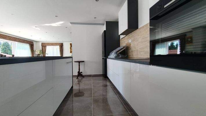 285833185_1262055434330569_8830555458184390841_n.j