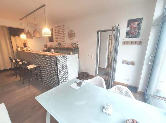 Warten / Empfang + Bar Bild 3