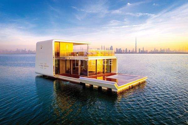 Floating Underwater Villas in The World Islands Dubai
