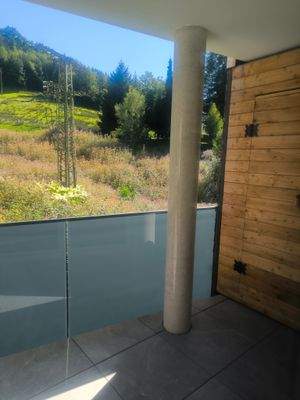 Balkon mit Abstellraum 