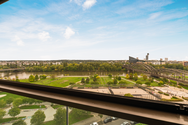 ...mit Zugang zur Loggia