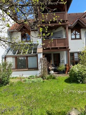 Rückseite mit Garten