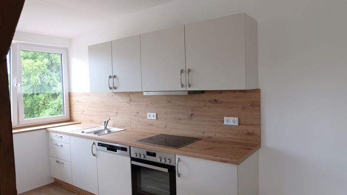 Whg 2 Küchenzeile.JPG