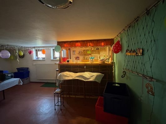 Keller; Partyraum