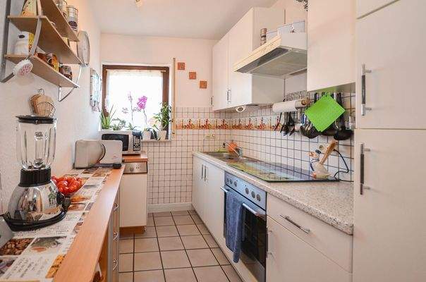 Inklusive Einbauküche.