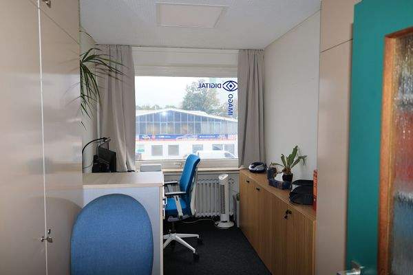 Büro9.JPG