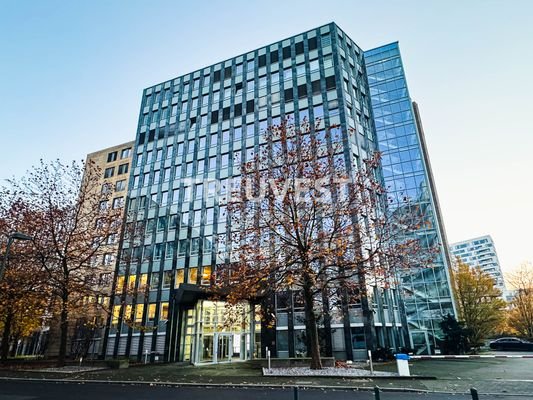 TREUVEST Büro mieten Düsseldorf-1