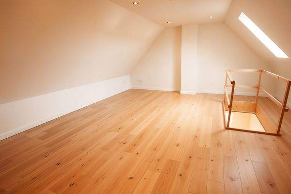 Spitzboden - (KI Idee)