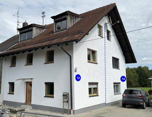 Haus Nr. 12 (links) und 14 (rechts)