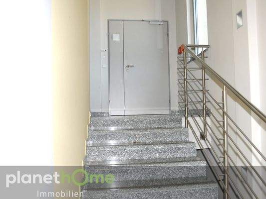 Stiege - Lift ins OG_1