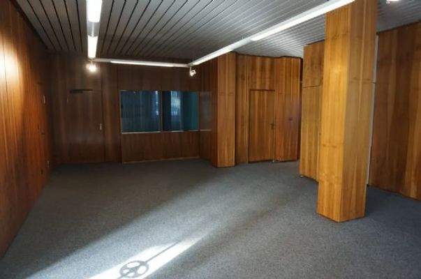 Ausstellung/Büro 
