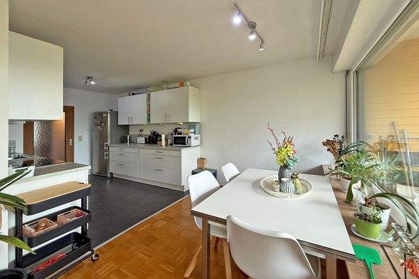 Küche und Essbereich