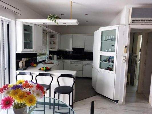 Ostkreta, Sitia: Attraktive Maisonette-Wohnung mit Meerblick zu verkaufen