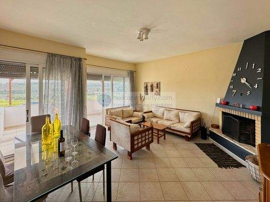 img_ae0487a7-c11f-4191-8635-b1ad32769de5