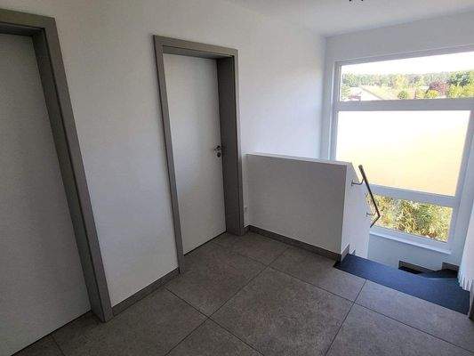 großzügige Galerie.jpg