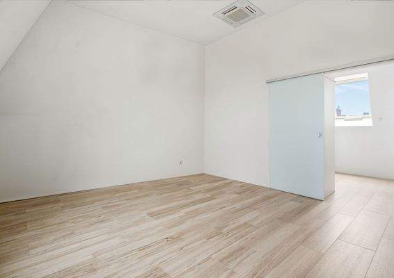 Schlafzimmer - Zugang zur Ankleide