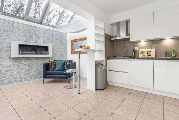 Offene Küche mit Wintergarten