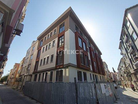 New Apartments for Sale with Open Kitchen in Fatih, İstanbul