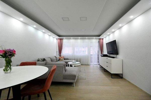 Innenbild_Wohnzimmer_Vorne