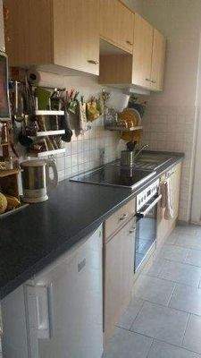 Küche mit Balkon - Einrichtungsbeispiel