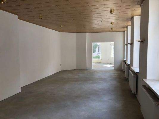 Schillerstraße 22 Gewerbe (6)