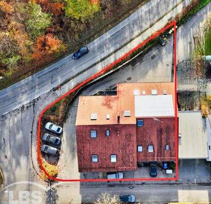 Draufsicht mit gekennzeichnetem Grundstücksverlauf