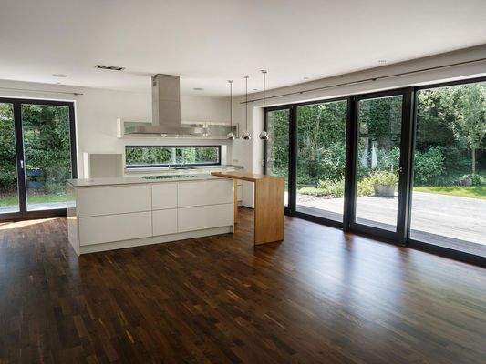 Esszimmer und Kochinsel