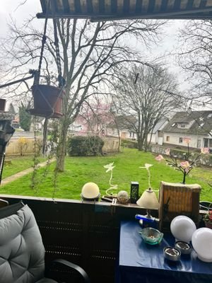 Balkon Aussicht in den Garten