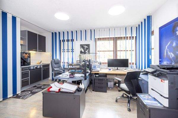 Büro