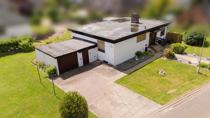 Modernisierbares Einfamilienhaus mit großem Extra-Grundstück