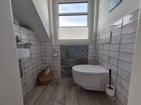 38 Dusch-WC Wellnessbereich - 2K JPEG.jpg